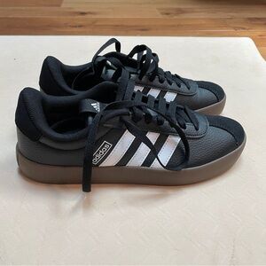 Adidas brand new black VL COURT 3.0 LOW SHOES size 6.5
